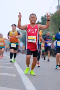 BIB: 1144, 11245
                            <button type="button" onclick="openModal(7816605)" class="btn btn-primary btn-sm float-right btn-popup" data-toggle="modal" data-target=".modal-high-quality">
                        <i class="fas fa-shopping-cart"></i> Add to Cart
                    </button>
                                            <button type="button" onclick="isThisMe(7816605, true)" class="btn btn-success btn-sm float-right btn-popup btn-isme hidden" data-toggle="tooltip" data-placement="bottom" title="นี่คือรูปของคุณใช่ไหม คลิกที่นี่เพื่อเอาเข้าอัลบั้ม">
                        <i class="fas fa-plus"></i> Add to album
                    </button>
                    <button type="button" onclick="isThisMe(7816605, false)" class="btn btn-warning btn-sm float-right btn-popup btn-isnotme hidden">
                        <i class="fas fa-ban"></i> Remove from album
                    </button>